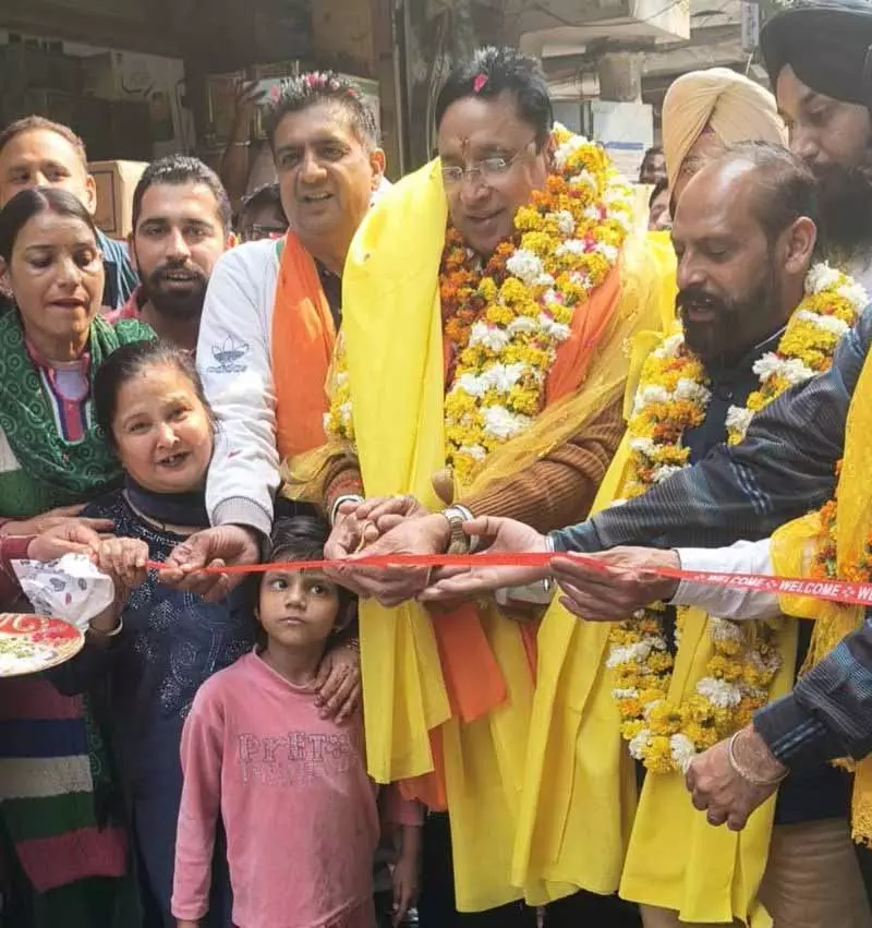 सिविक इंफ्रास्ट्रक्चर में सुधार, AAP नेताओं ने डेवलपमेंट प्रोजेक्ट्स का उद्घाटन किया सिविक इंफ्रास्ट्रक्चर में सुधार, AAP नेताओं ने डेवलपमेंट प्रोजेक्ट्स का उद्घाटन किया