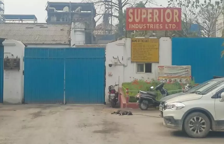 Bareilly: शराब कारोबारी के ठिकाने पर आईटी की रेड Bareilly: शराब कारोबारी के ठिकाने पर आईटी की रेड