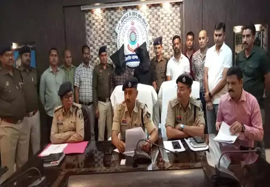 CG BREAKING: लूट की सात वारदातों का खुलासा, बिहार के दो शातिर आरोपी गिरफ्तार CG BREAKING: लूट की सात वारदातों का खुलासा, बिहार के दो शातिर आरोपी गिरफ्तार