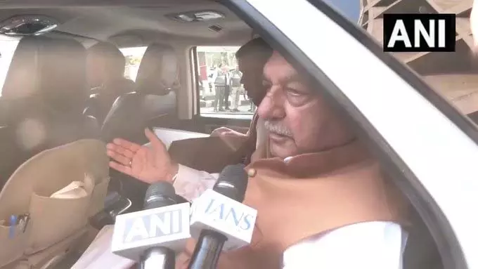 विपक्षी नेता हुड्डा ने बजट सत्र और बिजनेस एडवाइजरी कमेटी की बैठक की जानकारी दी विपक्षी नेता हुड्डा ने बजट सत्र और बिजनेस एडवाइजरी कमेटी की बैठक की जानकारी दी