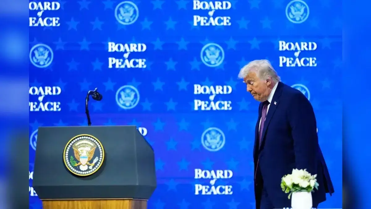 चीन, रूस को शांति के लिए साथ लाना पसंद करेंगे: Trump चीन, रूस को शांति के लिए साथ लाना पसंद करेंगे: Trump