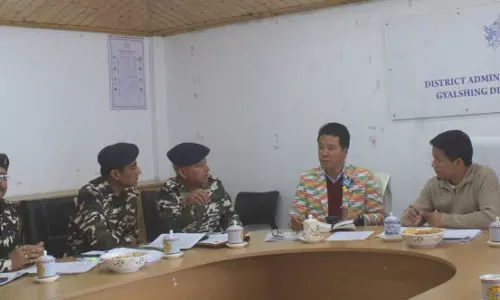Sikkim: एसएसबी सीमा चौकियों तक जल संपर्क और राष्ट्रीय राजमार्ग कार्यों की समीक्षा Sikkim: एसएसबी सीमा चौकियों तक जल संपर्क और राष्ट्रीय राजमार्ग कार्यों की समीक्षा