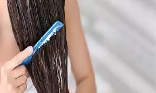 Stale Rice Hair Care: रेशमी-चमकदार बालों के लिए घर पर बासी चावल से केराटिन हेयर मास्क बनाएं Stale Rice Hair Care: रेशमी-चमकदार बालों के लिए घर पर बासी चावल से केराटिन हेयर मास्क बनाएं