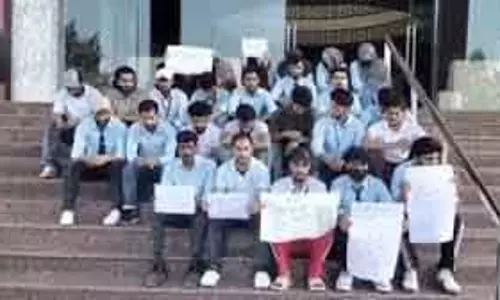 मेवाड़ यूनिवर्सिटी विवाद: JKSA ने सीएस से मारपीट, सस्पेंशन और नर्सिंग कोर्स पर की बात