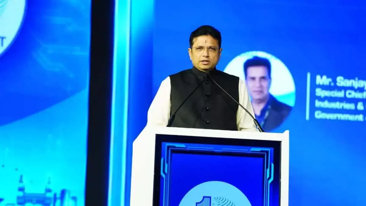 तेलंगाना AI-ड्रिवन इनोवेशन के हब के रूप में उभर रहा है: IT Minister तेलंगाना AI-ड्रिवन इनोवेशन के हब के रूप में उभर रहा है: IT Minister