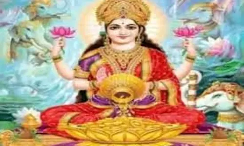 Shukrawar Ke Upay: शुक्रवार के दिन करें इन चीजों का दान, घर में आएगी सुख-समृद्धि