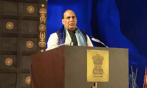 Defence Minister ने मिलान में मजबूत वैश्विक नौसैनिक सहयोग का आह्वान किया Defence Minister ने मिलान में मजबूत वैश्विक नौसैनिक सहयोग का आह्वान किया