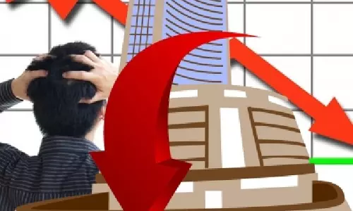 Sensex, Nifty लाल निशान पर खुले; IT में गिरावट जारी