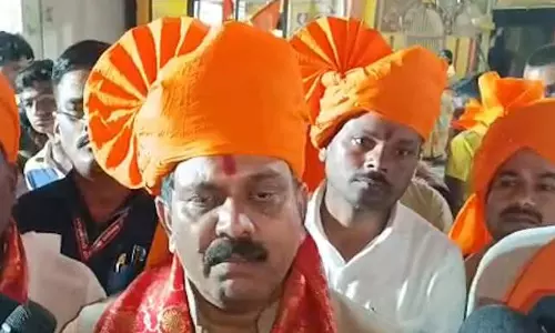धिक्कार है कांग्रेसियों पर, बस्तर में शांति नहीं चाहते : गृहमंत्री विजय शर्मा धिक्कार है कांग्रेसियों पर, बस्तर में शांति नहीं चाहते : गृहमंत्री विजय शर्मा