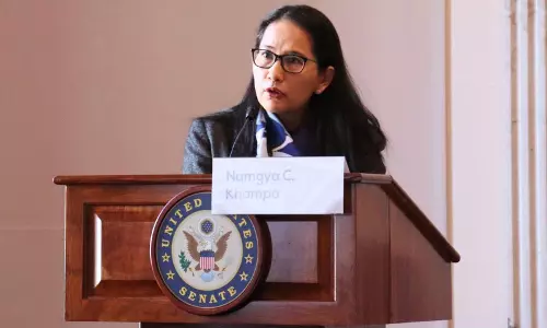 Washington: ट्रंप बोर्ड ऑफ पीस की बैठक में नामग्या खंपा ने पेश किया शांति प्रस्ताव Washington: ट्रंप बोर्ड ऑफ पीस की बैठक में नामग्या खंपा ने पेश किया शांति प्रस्ताव