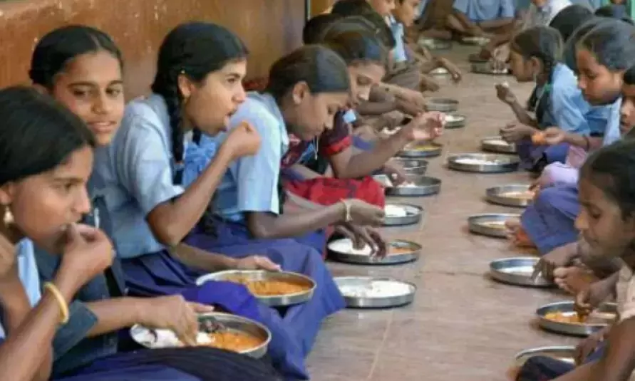 Andhra प्रदेश ने डोक्का सीतम्मा मिड-डे मील स्कीम को डिजिटली मज़बूत करने के लिए