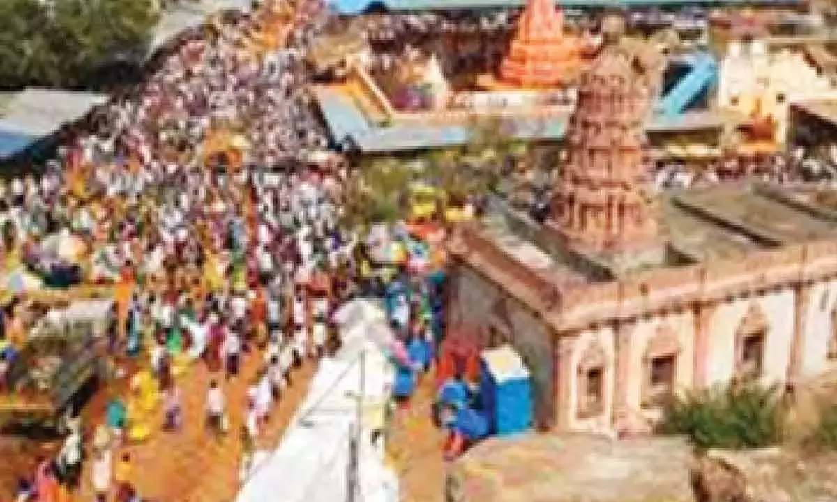 Karnataka: शिवमोग्गा में रेणुकम्मा देवी मेले में ‘बेट्टाले सेवे’ पर प्रतिबंध