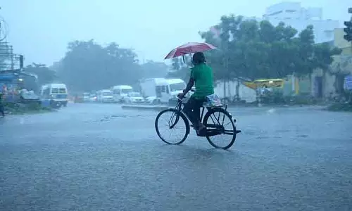 Tamil Nadu : कल 6 जिलों में और परसों 3 जिलों में भारी बारिश Tamil Nadu : कल 6 जिलों में और परसों 3 जिलों में भारी बारिश