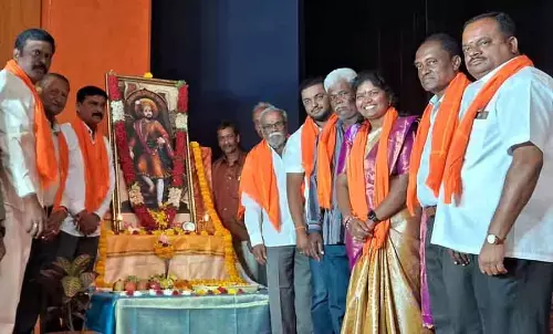 बच्चों को शिवाजी के कारनामों के बारे में बताएं: N. Vijayalakshmi बच्चों को शिवाजी के कारनामों के बारे में बताएं: N. Vijayalakshmi