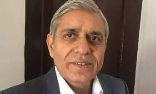 JAMMU: कांग्रेस विधायकों ने रमजान के चंदे पर आदेश रद्द करने की मांग की JAMMU: कांग्रेस विधायकों ने रमजान के चंदे पर आदेश रद्द करने की मांग की