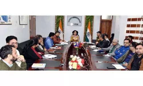 DC Udhampur ने ड्रग कंट्रोल उपायों की समीक्षा की DC Udhampur ने ड्रग कंट्रोल उपायों की समीक्षा की