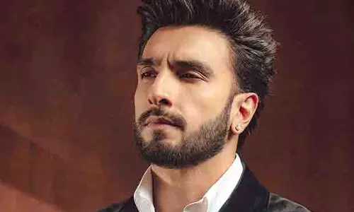Ranveer Singh के मैनेजर को ₹10 करोड़ की रंगदारी का वॉयस नोट मिला Ranveer Singh के मैनेजर को ₹10 करोड़ की रंगदारी का वॉयस नोट मिला