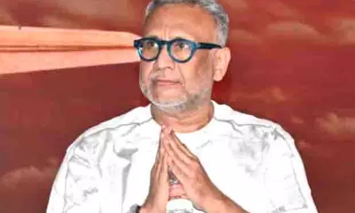 Anubhav Sinha ने बॉक्स ऑफिस के आंकड़ों को “अच्छी गॉसिप” बताया Anubhav Sinha ने बॉक्स ऑफिस के आंकड़ों को “अच्छी गॉसिप” बताया
