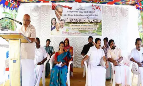 चित्तूर में 104.2 करोड़ के विकास कार्य : Minister K. Krishnankutty चित्तूर में 104.2 करोड़ के विकास कार्य : Minister K. Krishnankutty