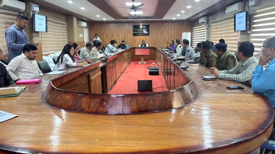 बक्सा DC ने असम में मानसून सीजन से पहले बाढ़ की तैयारी पर मीटिंग की अध्यक्षता की