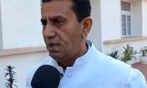 जसरोटिया ने SASCI फंड के आवंटन में जम्मू क्षेत्र के साथ भेदभाव की निंदा की जसरोटिया ने SASCI फंड के आवंटन में जम्मू क्षेत्र के साथ भेदभाव की निंदा की