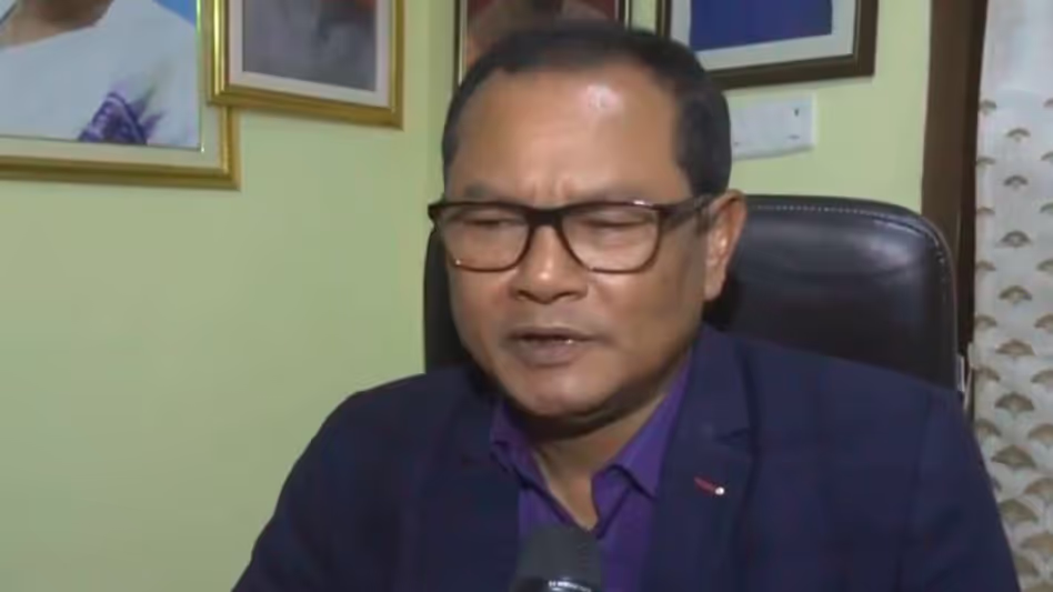 Assam के डिप्टी स्पीकर ने कांग्रेस चार्जशीट को गांधी परिवार का स्टंट बताया Assam के डिप्टी स्पीकर ने कांग्रेस चार्जशीट को गांधी परिवार का स्टंट बताया