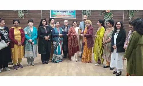 JAMMU: ‘महिलाओं के शोषण’ पर सेमिनार आयोजित JAMMU: ‘महिलाओं के शोषण’ पर सेमिनार आयोजित