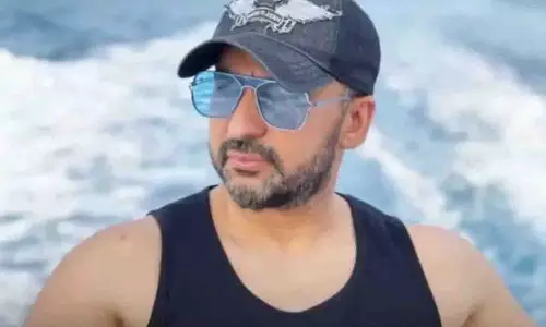 Raj Kundra बिटकॉइन मनी लॉन्ड्रिंग केस में कोर्ट में पेश हुए; बेल मिली Raj Kundra बिटकॉइन मनी लॉन्ड्रिंग केस में कोर्ट में पेश हुए; बेल मिली