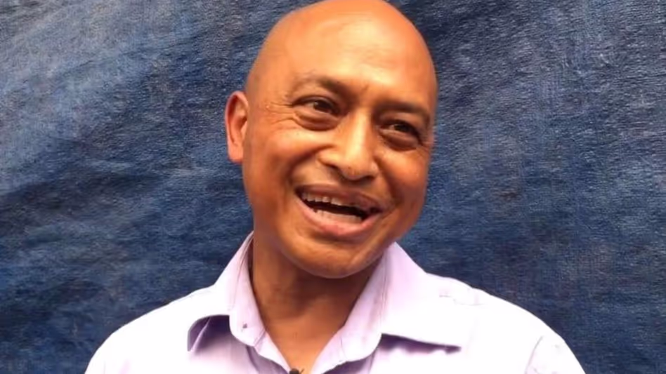 शिलांग के MP रिकी एजे सिंगकोन का फुटबॉल मैच के दौरान बेहोश होकर निधन हो गया शिलांग के MP रिकी एजे सिंगकोन का फुटबॉल मैच के दौरान बेहोश होकर निधन हो गया