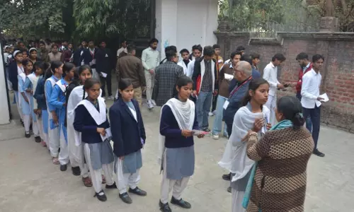 Bareilly: प्रशासनिक सतर्कता के बीच सफलतापूर्वक संपन्न हुई परीक्षा