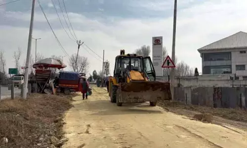Srinagar: 2 किलोमीटर लंबे परिमपोरा-शाल्टेंग फ्लाईओवर पर काम शुरू