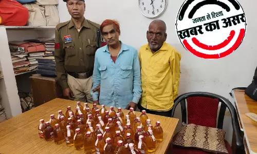 खरोरा पुलिस ने शराब कोचियों पर कार्रवाई की खरोरा पुलिस ने शराब कोचियों पर कार्रवाई की