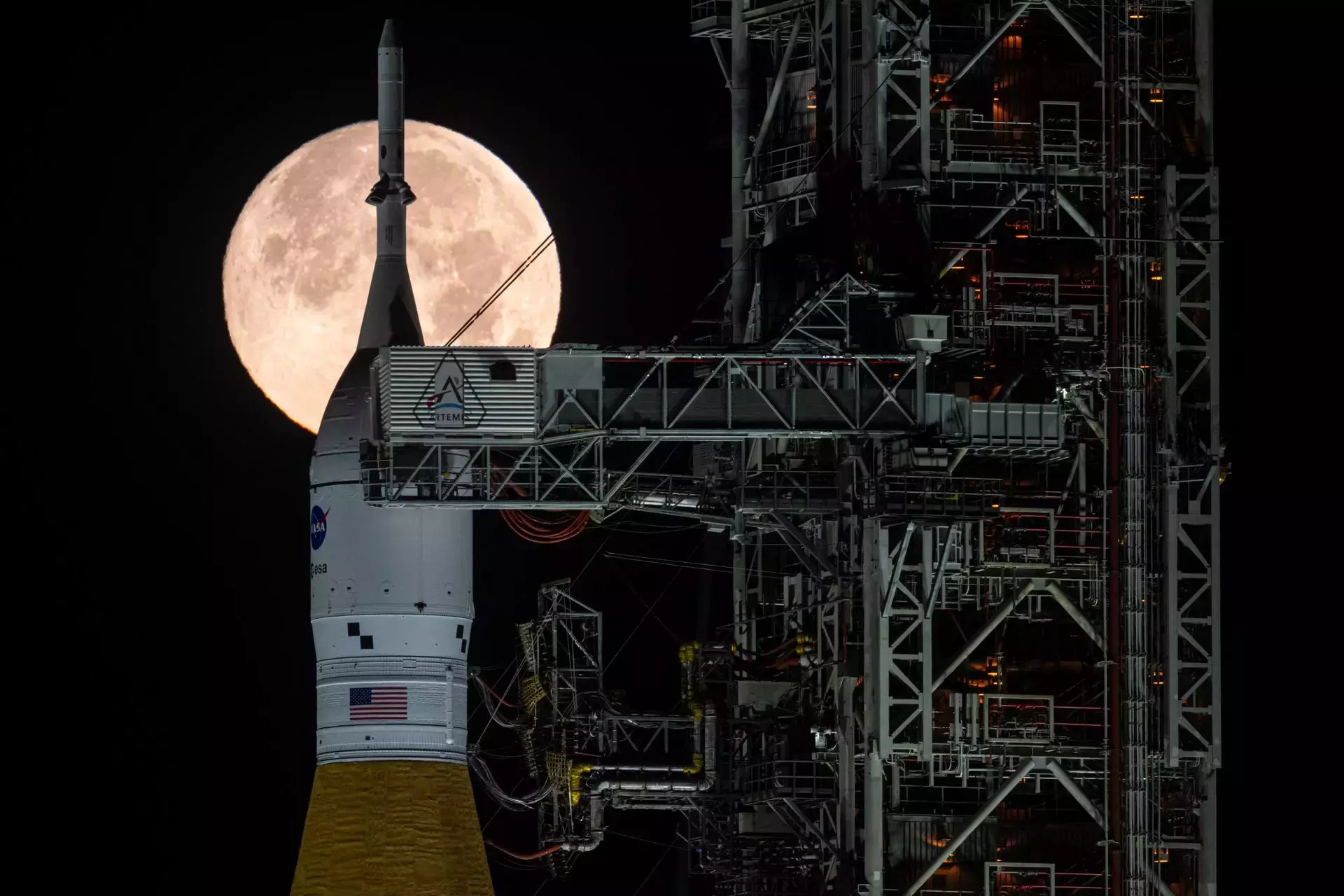 NASA ने आर्टेमिस 2 लूनर लॉन्च का दूसरा रिहर्सल किया