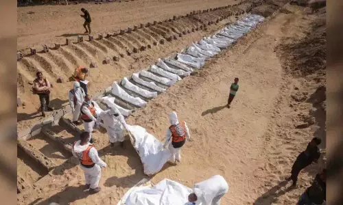 गाजा में युद्ध के पहले 16 महीनों में मरने वालों की संख्या बताई गई संख्या से कहीं ज़्यादा: Lancet study