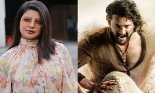 Priyanka Chopra और महेश बाबू की द ब्लफ में वाराणसी का सफर Priyanka Chopra और महेश बाबू की द ब्लफ में वाराणसी का सफर
