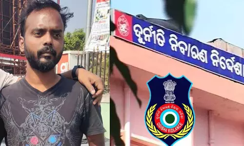 PEO कटक में 5K रुपये की रिश्वत लेते पकड़ा गया