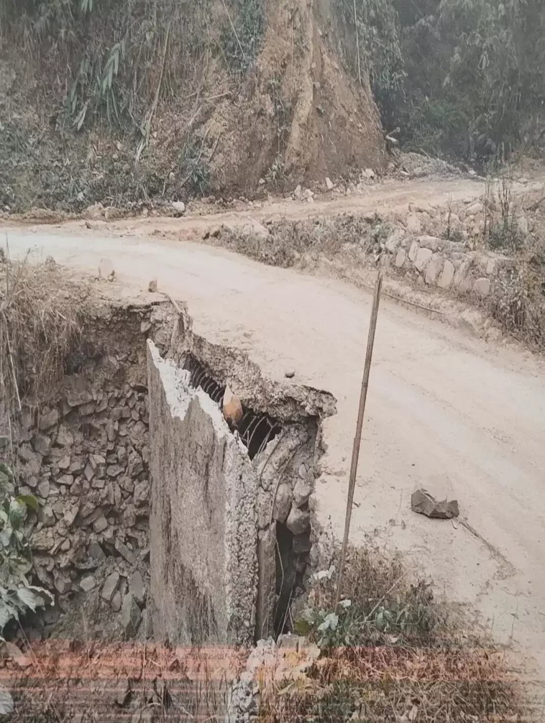 चेन एरिया स्टूडेंट्स यूनियन ने PWD (R&B) को 5 दिन का अल्टीमेटम दिया चेन एरिया स्टूडेंट्स यूनियन ने PWD (R&B) को 5 दिन का अल्टीमेटम दिया