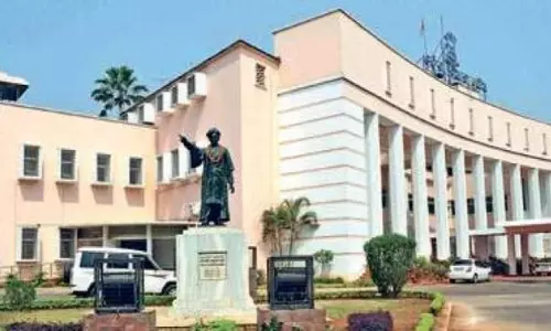 Odisha सरकार ने AMNS और JSW स्टील प्लांट प्रोजेक्ट्स पर सफाई दी Odisha सरकार ने AMNS और JSW स्टील प्लांट प्रोजेक्ट्स पर सफाई दी