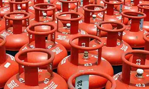 एक छोटी सी गलती पड़ सकती है महंगी; Gas leakage की शिकायतें बढ़ीं!