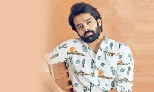Ram नए प्रोजेक्ट पर लौटे, किशोर तिरुमाला के साथ दो स्क्रिप्ट्स डेवलपमेंट में Ram नए प्रोजेक्ट पर लौटे, किशोर तिरुमाला के साथ दो स्क्रिप्ट्स डेवलपमेंट में