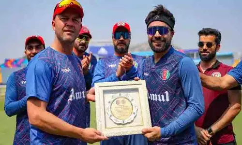 Afghanistan को बड़ा झटका, जोनाथन ट्रॉट ने हेड कोच का पद छोड़ा Afghanistan को बड़ा झटका, जोनाथन ट्रॉट ने हेड कोच का पद छोड़ा