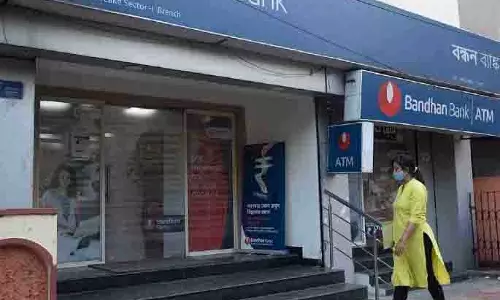 महिला के परिवार को insurance claim के लिए 11 महीने तक इंतज़ार करना पड़ा महिला के परिवार को insurance claim के लिए 11 महीने तक इंतज़ार करना पड़ा