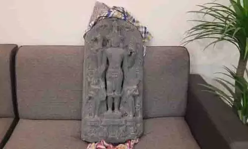 तालाब के जीर्णोद्धार के दौरान मिली भगवान विष्णु की मूर्ति! Memari में हंगामा