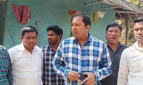 Malda के एक प्रवासी की बिल्डिंग से गिरकर मौत हो गई Malda के एक प्रवासी की बिल्डिंग से गिरकर मौत हो गई