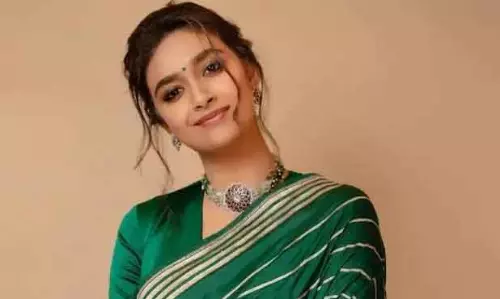 Keerthy Suresh ने करियर में लिया नया मोड़, ग्लैमरस रोल से मिली नई रफ्तार Keerthy Suresh ने करियर में लिया नया मोड़, ग्लैमरस रोल से मिली नई रफ्तार