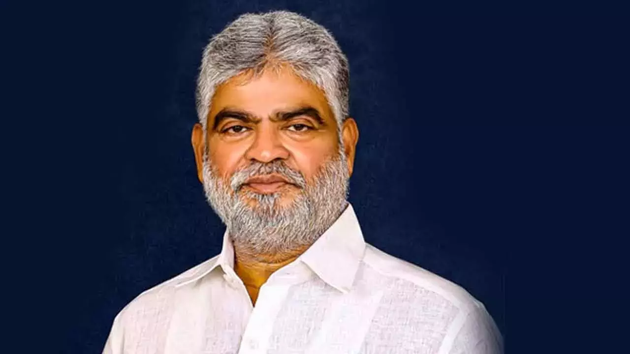 Telangana: स्पीकर ने कडियम श्रीहरि के खिलाफ अयोग्यता याचिका पर सुनवाई की Telangana: स्पीकर ने कडियम श्रीहरि के खिलाफ अयोग्यता याचिका पर सुनवाई की