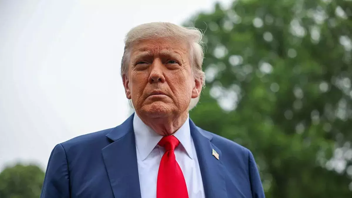 ब्रिटेन के खिलाफ गुस्से में ट्रंप, तनाव बढ़ने की आशंका ब्रिटेन के खिलाफ गुस्से में ट्रंप, तनाव बढ़ने की आशंका