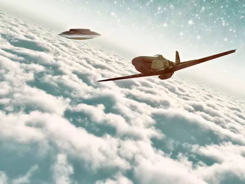 ट्रंप ने पेंटागन और सरकारी एजेंसियों को UFOs पर फाइलें जारी करने का निर्देश दिया ट्रंप ने पेंटागन और सरकारी एजेंसियों को UFOs पर फाइलें जारी करने का निर्देश दिया