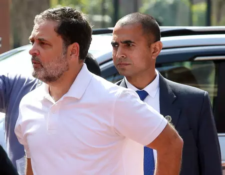 मानहानि केस में राहुल गांधी की पेशी, कोर्ट परिसर की सुरक्षा बढ़ाई गई मानहानि केस में राहुल गांधी की पेशी, कोर्ट परिसर की सुरक्षा बढ़ाई गई