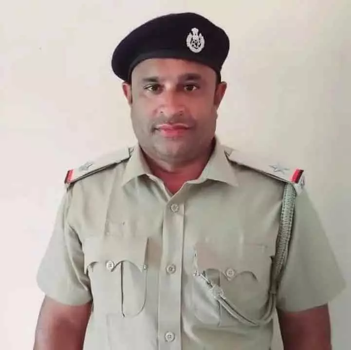 Odisha विजिलेंस के जाल में फॉरेस्टर; आय से ज़्यादा संपत्ति का पता चला Odisha विजिलेंस के जाल में फॉरेस्टर; आय से ज़्यादा संपत्ति का पता चला